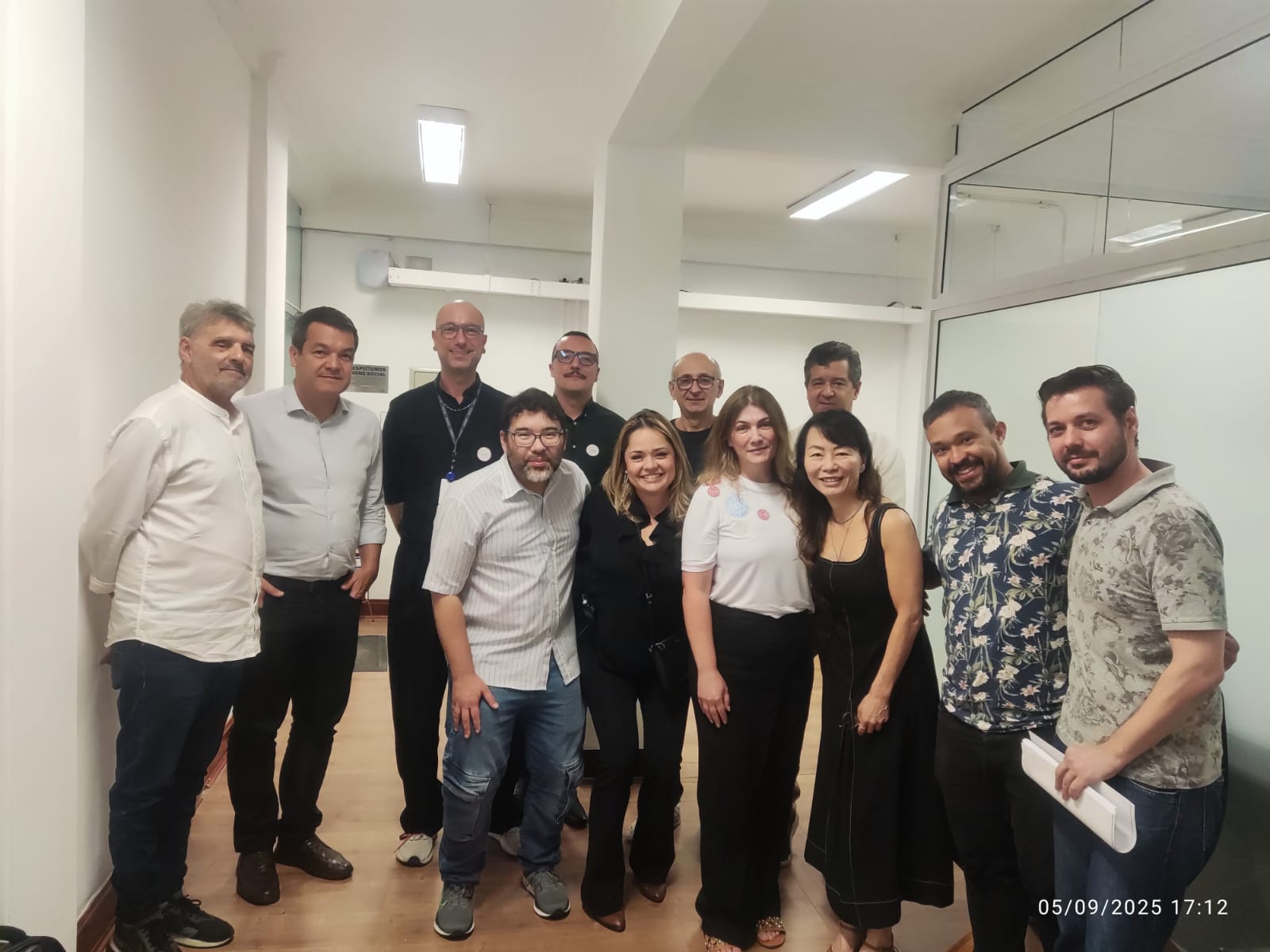 Resumo da reunião com Fabrício Cobra